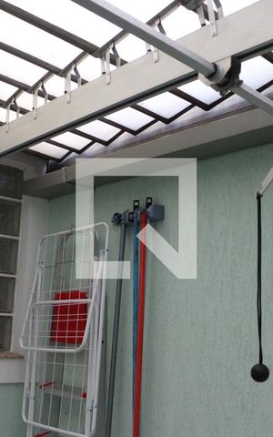 Casa à venda com 240m², 3 quartos e 4 vagasÁrea de Serviço