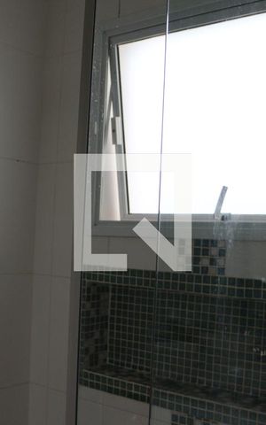 Casa à venda com 240m², 3 quartos e 4 vagasBanheiro da Suíte 2