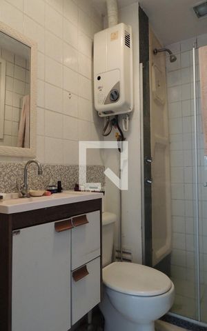 Apartamento à venda com 40m², 2 quartos e 1 vaga Apartamento à venda com 40m², 2 quartos e 1 vagaBanheiro Social