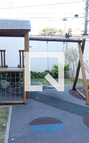 Studio para alugar com 26m², 1 quarto e sem vaga Studio para alugar com 26m², 1 quarto e sem vagaÁrea comum - Playground