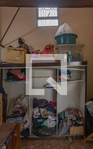 Casa à venda com 350m², 3 quartos e 4 vagas Casa à venda com 350m², 3 quartos e 4 vagasQuarto de Serviço 1