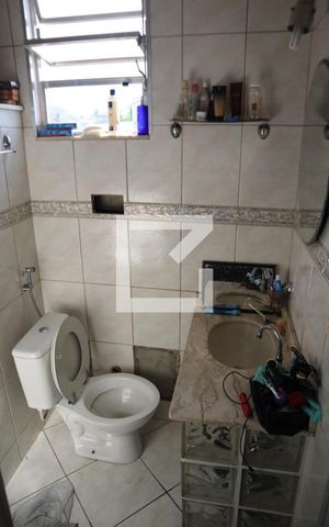 Casa à venda com 110m², 3 quartos e 3 vagasBanheiro da Suíte