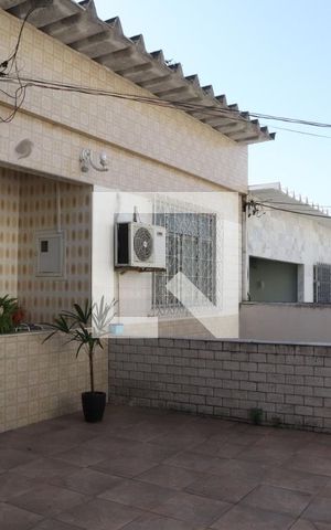 Casa à venda com 110m², 3 quartos e 3 vagasVaranda