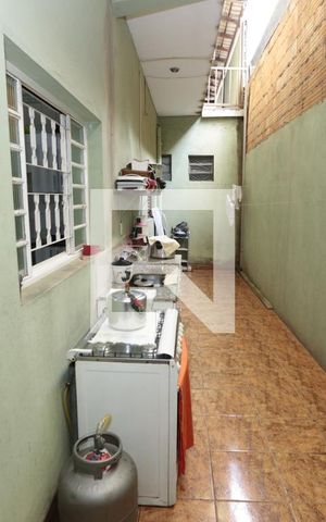 Casa à venda com 200m², 4 quartos e 3 vagascozinha externa