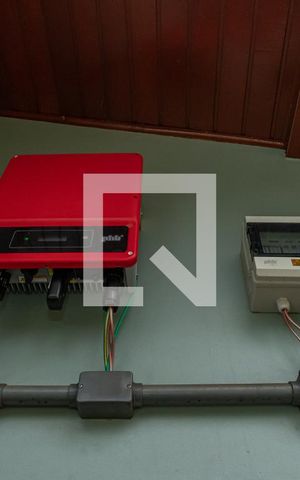 Casa à venda com 550m², 5 quartos e 8 vagas Casa à venda com 550m², 5 quartos e 8 vagasSistema Fotovoltaico