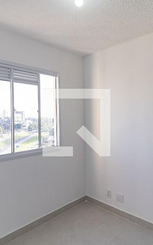 Apartamento à venda com 33m², 2 quartos e sem vaga Apartamento à venda com 33m², 2 quartos e sem vagaSala