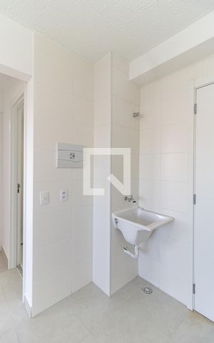 Apartamento à venda com 33m², 2 quartos e sem vaga Apartamento à venda com 33m², 2 quartos e sem vagaLavanderia