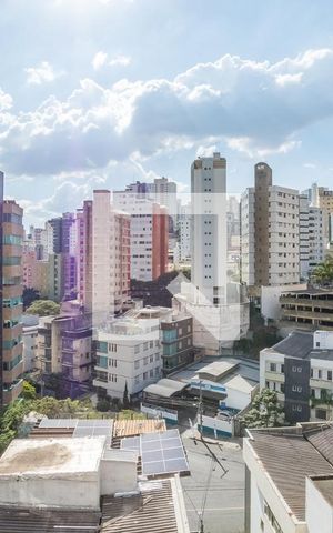 Apartamento à venda com 232m², 3 quartos e 3 vagasQuarto 3