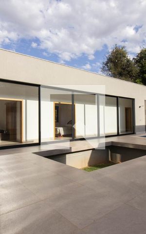 Casa de condomínio para alugar com 408m², 4 quartos e 2 vagas Casa de condomínio para alugar com 408m², 4 quartos e 2 vagasJardim de Inverno