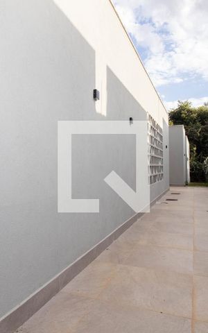 Casa de condomínio para alugar com 408m², 4 quartos e 2 vagas Casa de condomínio para alugar com 408m², 4 quartos e 2 vagasGaragem