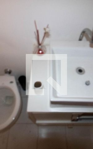 Casa à venda com 250m², 3 quartos e 3 vagas Casa à venda com 250m², 3 quartos e 3 vagasLavabo