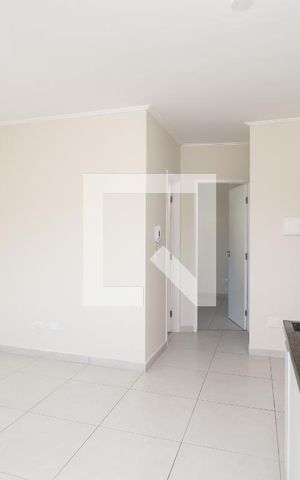 Casa de condomínio para alugar com 33m², 1 quarto e 1 vagaSala e cozinha