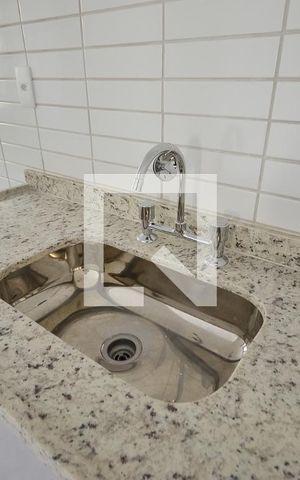 Apartamento à venda com 75m², 3 quartos e 1 vaga Apartamento à venda com 75m², 3 quartos e 1 vagaCozinha e Área de Serviço