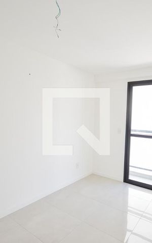 Apartamento à venda com 75m², 3 quartos e 1 vaga Apartamento à venda com 75m², 3 quartos e 1 vagaSuíte