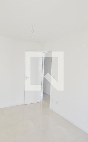 Apartamento à venda com 75m², 3 quartos e 1 vaga Apartamento à venda com 75m², 3 quartos e 1 vagaSuíte