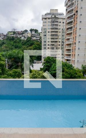 Apartamento à venda com 75m², 3 quartos e 1 vaga Apartamento à venda com 75m², 3 quartos e 1 vagaÁrea comum - Piscina