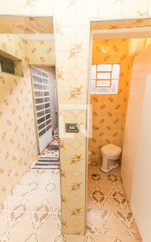 Casa à venda com 171m², 3 quartos e 3 vagas Casa à venda com 171m², 3 quartos e 3 vagasÁrea de Serviço