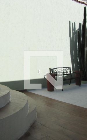 Casa à venda com 272m², 3 quartos e 2 vagasPiscina