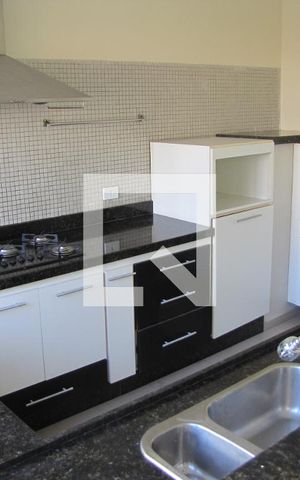 Casa à venda com 272m², 3 quartos e 2 vagasCozinha