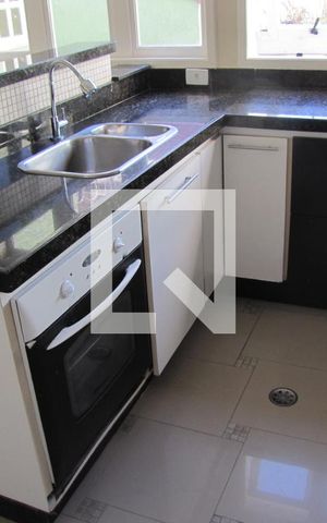 Casa à venda com 272m², 3 quartos e 2 vagasCozinha