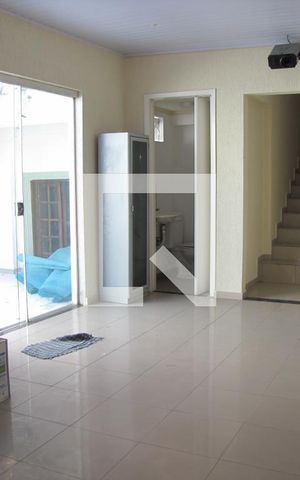 Casa à venda com 272m², 3 quartos e 2 vagasSalão de Festas