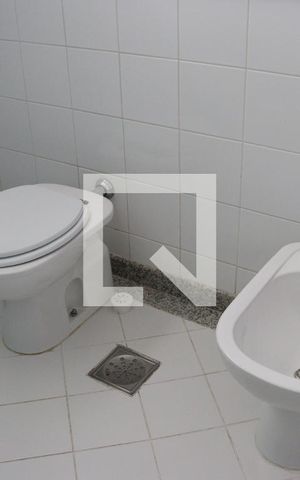 Casa para alugar com 205m², 3 quartos e 2 vagas Casa para alugar com 205m², 3 quartos e 2 vagasBanheiro 1 - detalhe