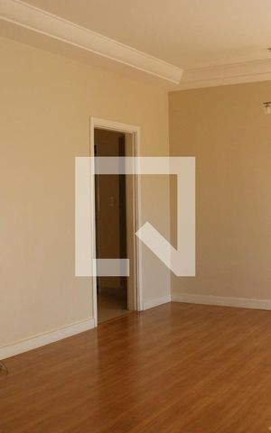 Casa para alugar com 205m², 3 quartos e 2 vagas Casa para alugar com 205m², 3 quartos e 2 vagasSala