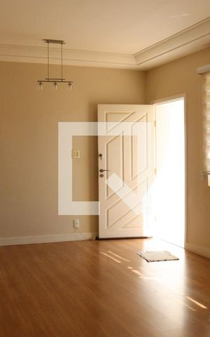 Casa para alugar com 205m², 3 quartos e 2 vagas Casa para alugar com 205m², 3 quartos e 2 vagasSala