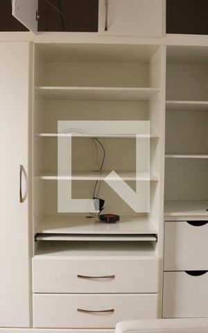 Casa para alugar com 205m², 3 quartos e 2 vagas Casa para alugar com 205m², 3 quartos e 2 vagasQuarto 3 - Armários
