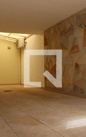 Casa para alugar com 205m², 3 quartos e 2 vagas Casa para alugar com 205m², 3 quartos e 2 vagasGaragem