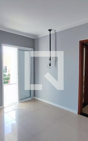 Casa de condomínio à venda com 282m², 4 quartos e 4 vagasQuarto Suíte Master