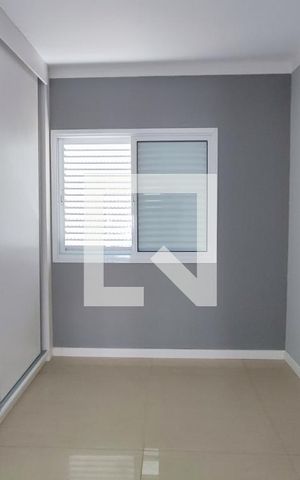 Casa de condomínio à venda com 282m², 4 quartos e 4 vagasQuarto Suíte 2