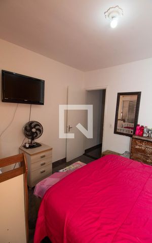 Casa para alugar com 80m², 2 quartos e 1 vagaQuarto 1