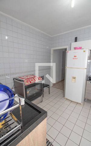Casa para alugar com 80m², 2 quartos e 1 vagaCozinha