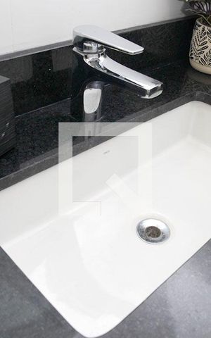 Apartamento à venda com 42m², 1 quarto e 1 vagaBanheiro