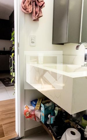 Apartamento à venda com 40m², 2 quartos e sem vaga Apartamento à venda com 40m², 2 quartos e sem vagaBanheiro