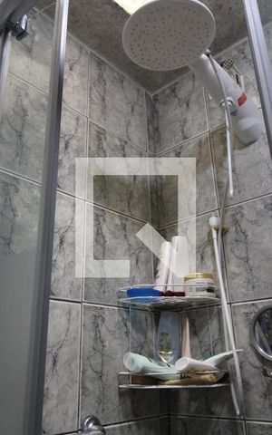 Casa à venda com 160m², 3 quartos e 3 vagasChuveiro banheiro comum