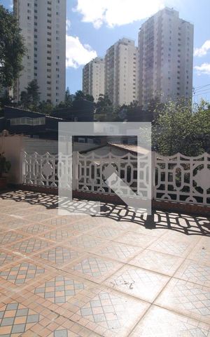 Casa à venda com 160m², 3 quartos e 3 vagasTerraço