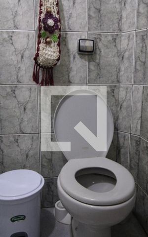 Casa à venda com 160m², 3 quartos e 3 vagasBanheiro comum