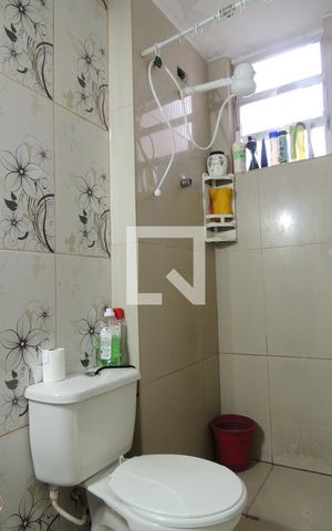 Apartamento à venda com 70m², 2 quartos e 1 vaga Apartamento à venda com 70m², 2 quartos e 1 vagaBanheiro
