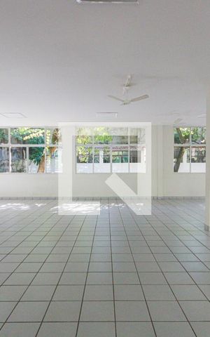 Apartamento à venda com 40m², 1 quarto e 1 vaga Apartamento à venda com 40m², 1 quarto e 1 vagaSalão de Festas
