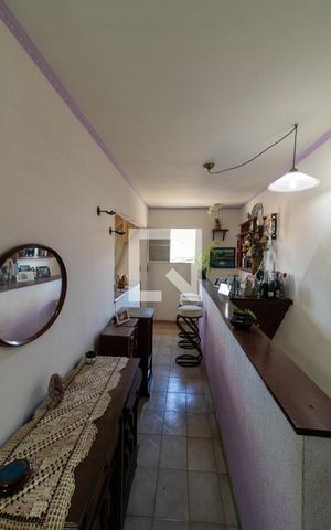 Casa à venda com 300m², 4 quartos e 5 vagas Casa à venda com 300m², 4 quartos e 5 vagasSala de Jantar