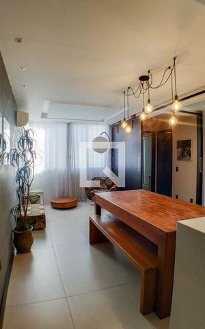 Apartamento à venda com 77m², 1 quarto e 1 vaga Apartamento à venda com 77m², 1 quarto e 1 vagaSala