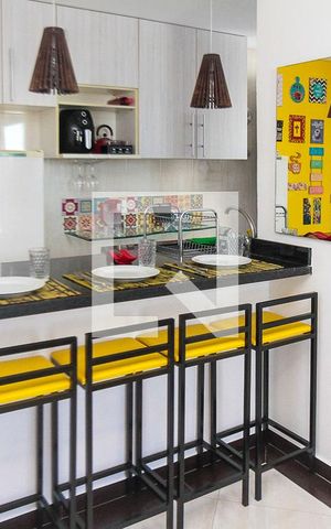 Apartamento à venda com 45m², 2 quartos e 1 vaga Apartamento à venda com 45m², 2 quartos e 1 vagaSala de Jantar