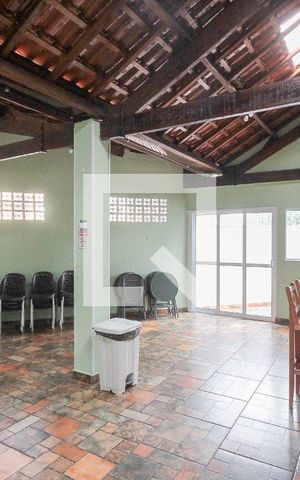 Apartamento à venda com 45m², 2 quartos e 1 vaga Apartamento à venda com 45m², 2 quartos e 1 vagaÁrea comum - Salão de festas
