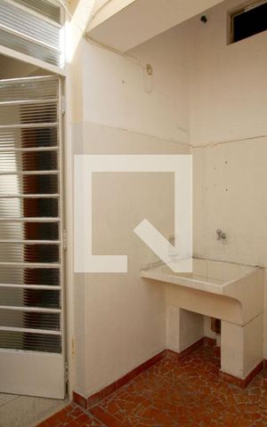 Casa para alugar com 180m², 3 quartos e sem vagaÁrea de Serviço