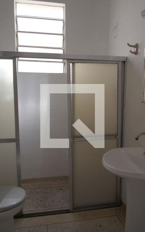 Casa para alugar com 180m², 3 quartos e sem vagaBanheiro