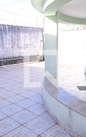 Casa para alugar com 150m², 4 quartos e 5 vagasQuintal