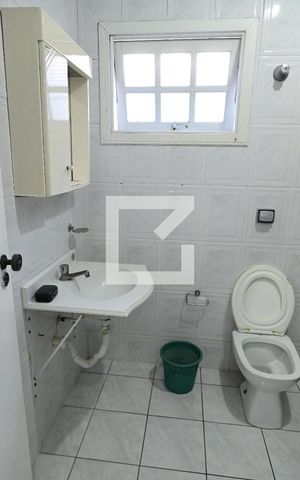 Casa para alugar com 150m², 4 quartos e 5 vagasBanheiro