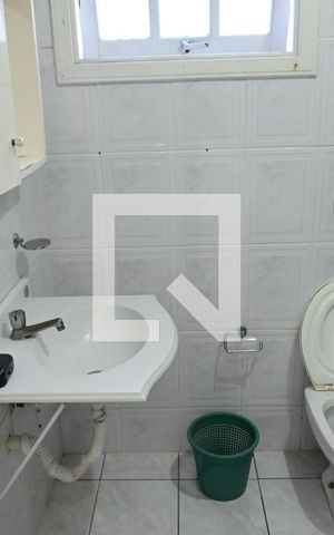 Casa para alugar com 150m², 4 quartos e 5 vagasBanheiro